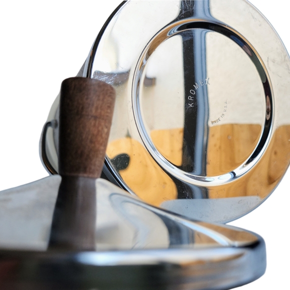 Vintage Kromex Wine Bottle Ice Bucket: Retro Chic Entertaining - Picture 6 of 7